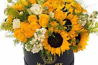 Vrei să dăruiești flori într-o manieră originală și elegantă? Alege unele dintre aceste flori în cutii!