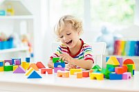 6 beneficii ale jucăriilor educative pentru bebeluși
